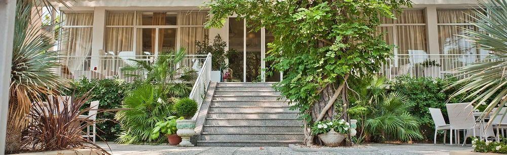 Hotel Hawaii Milano Marittima Exterior photo